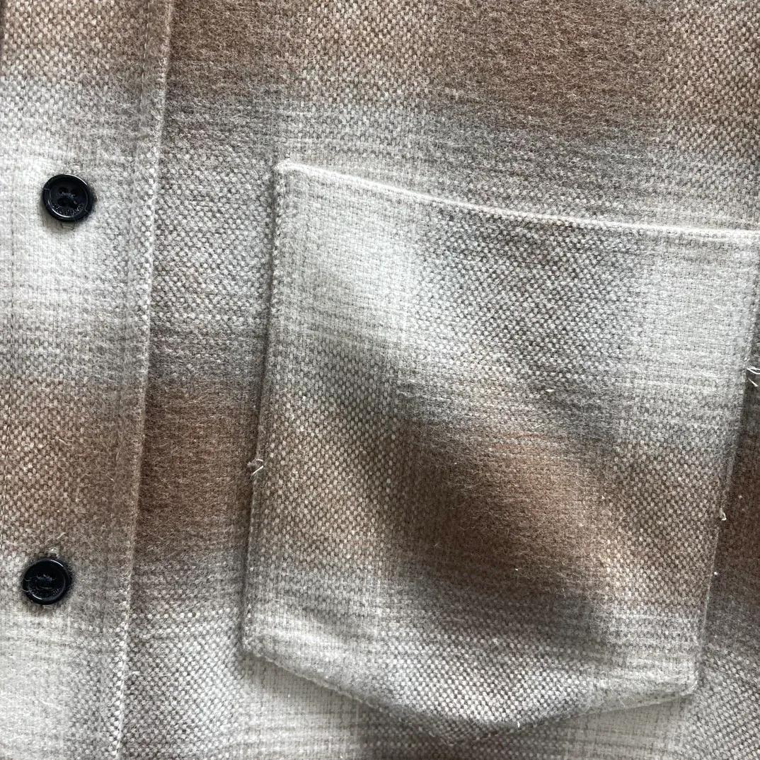 🅿️490 🧧Ralph Laure Classic Fit Checked Cotton Flannel Shirt Size; S-XL This retro shirt is made of cotton flannel fabric, with a lightweight yet strong texture and a practical silhouette